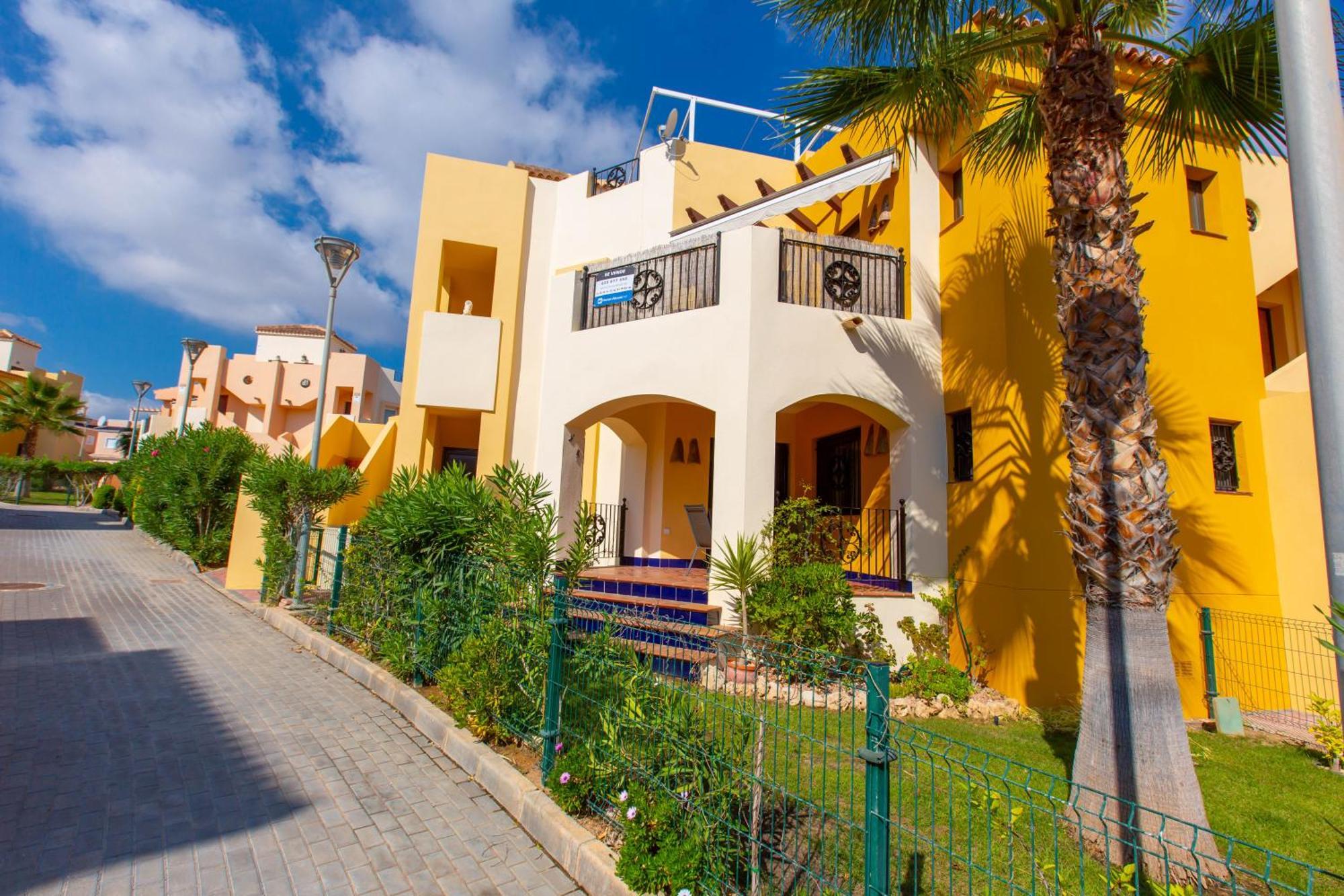 Punta Prima Casa Apartment Torrevieja Exterior photo