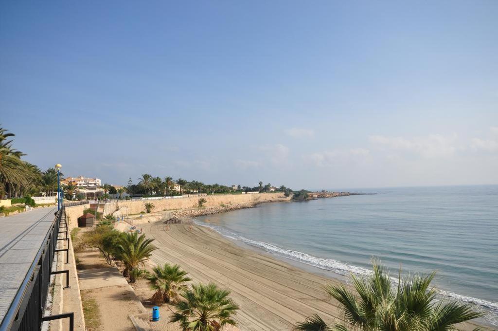 Punta Prima Casa Apartment Torrevieja Exterior photo